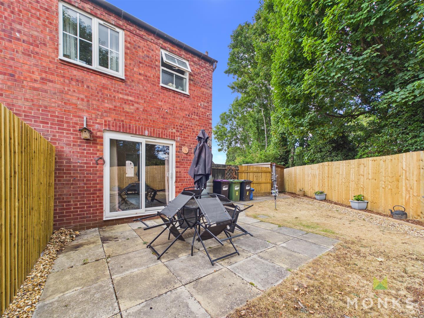 8 Rowley Court, Shrewsbury, SY2 6ET For Sale